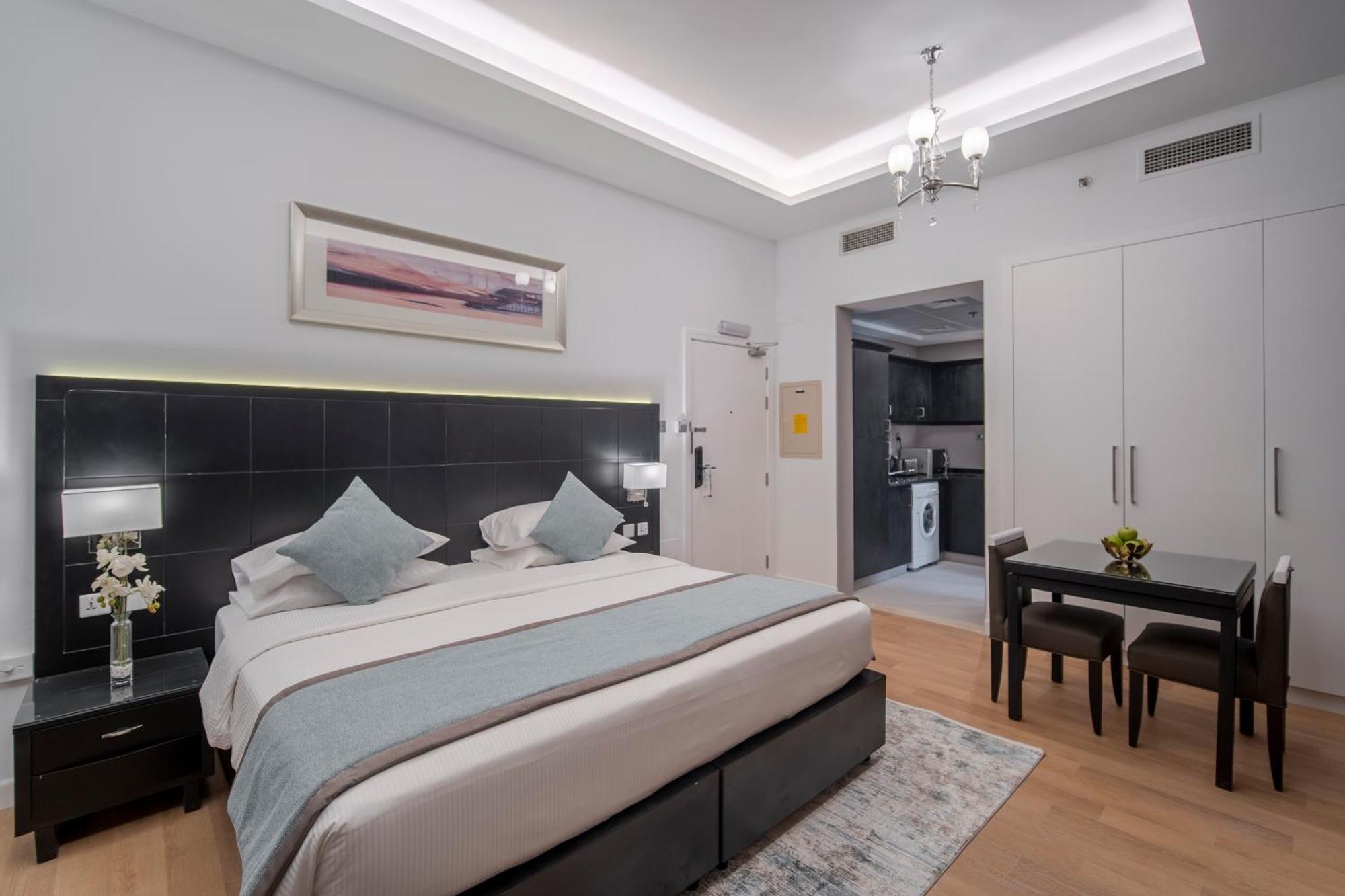 Rose Garden - Barsha Aparthotel